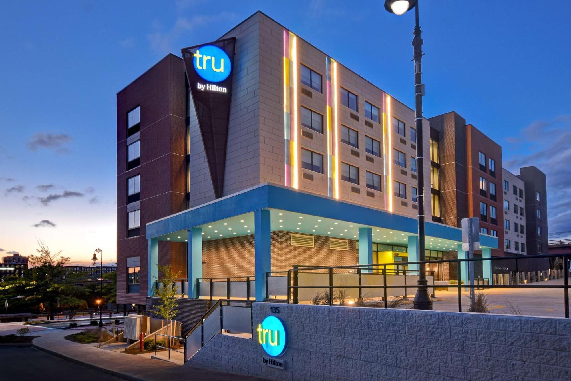 Tru By Hilton Manchester Downtown エクステリア 写真